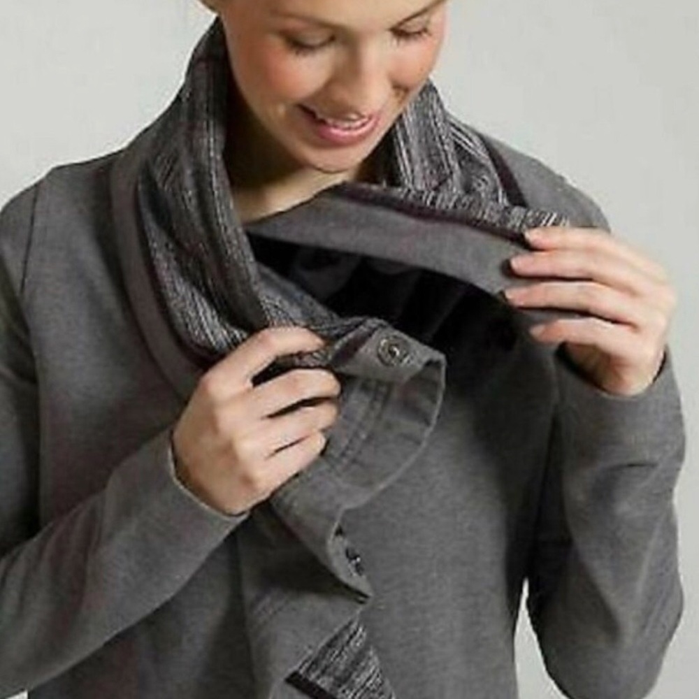 Lululemon Savana Wrap Jacket Snap Button Gray Size 6